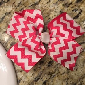 Pink chevron bow